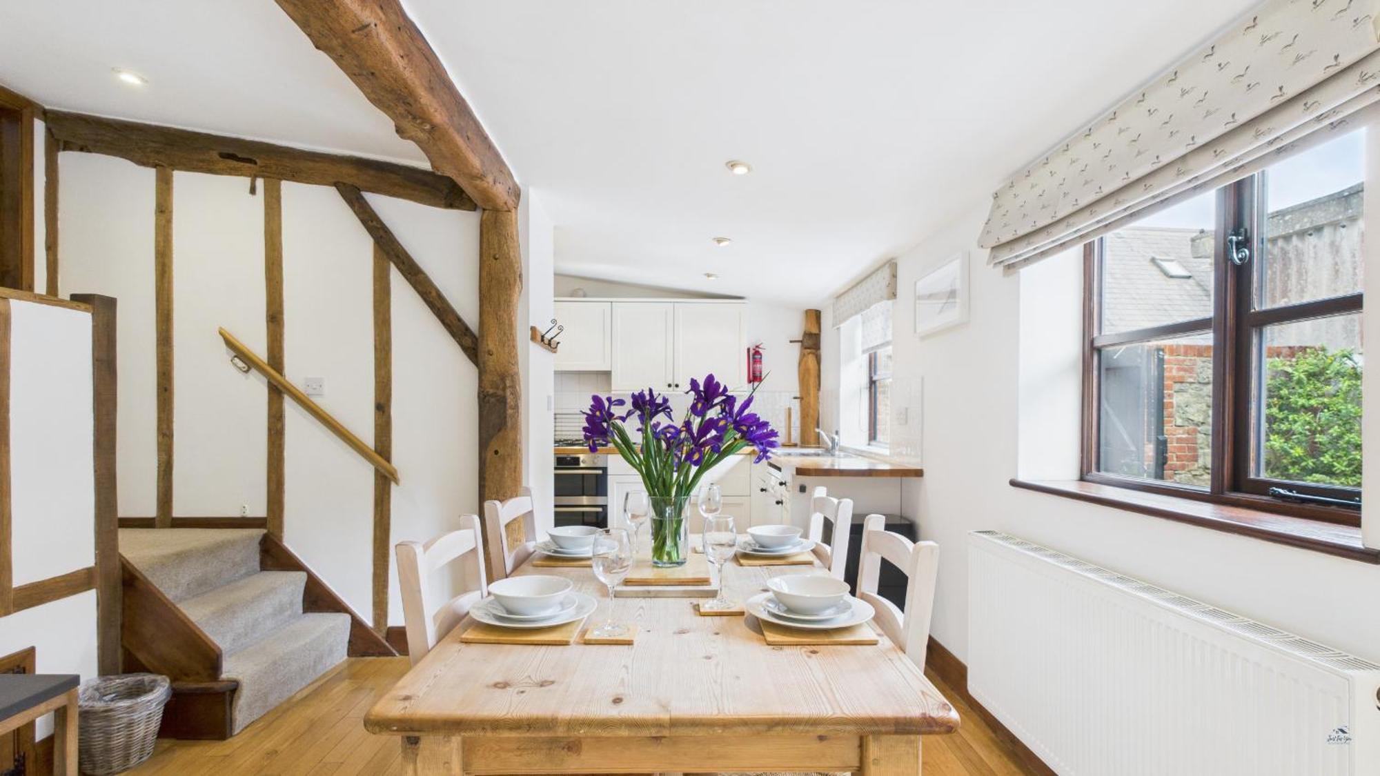 The Cote Is A Stunning Rural Barn Beach 3 Miles Ryde  Exterior foto