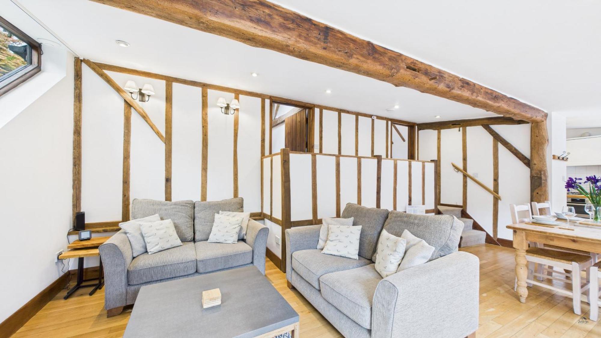 The Cote Is A Stunning Rural Barn Beach 3 Miles Ryde  Exterior foto